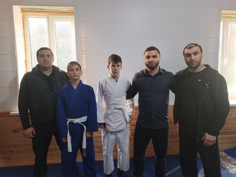 спорт.
